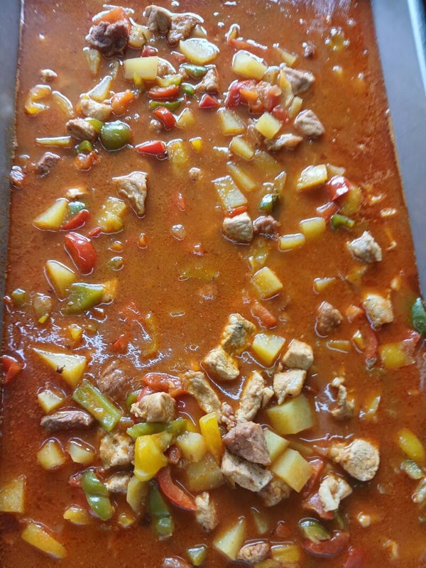 Kesselgulasch halb Rind halb Schwein Kräftig 500g