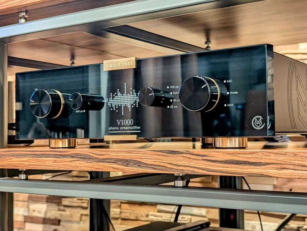 Circle Labs V1000