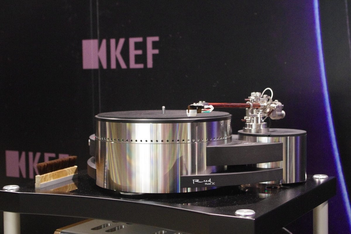 StereoWise: Turntable - REED / StereoWise: Turntables / Sources ...