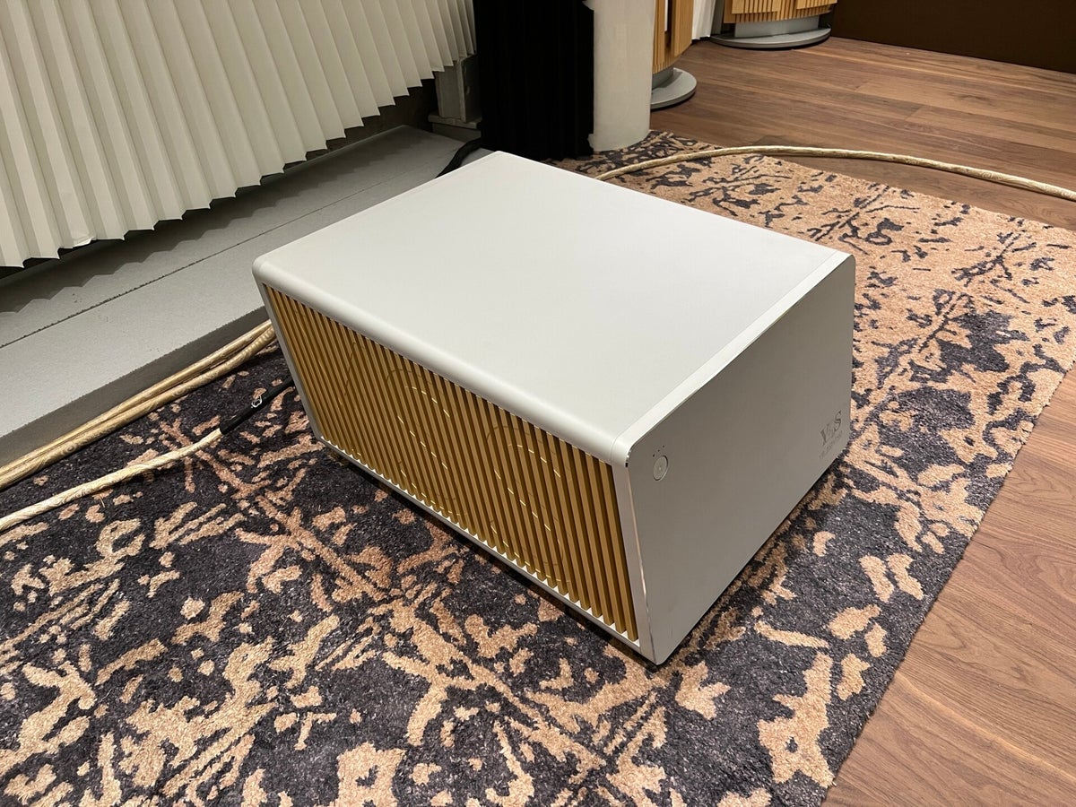 StereoWise: Amplifier - YS SOUND / StereoWise: Amplifier - X t/m Z ...