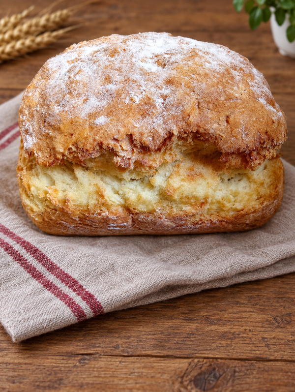 Pain maison au blé et au kéfir, préparé avec notre farine et notre kéfir (500 g). - Weizen - Kefir Hausbrot aus unserem mehl und Kefir 500g  - Chleb pszenny - kefirowy z naszej mąki i kefiru 500g