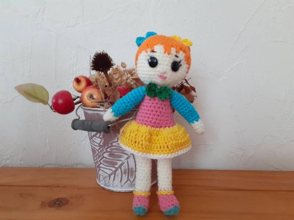 Poupée au crochet faite à la main - Handgemachte Häkelpuppe - Lalka robiona na szydełku
