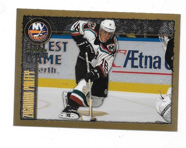 1998-99 OPC Chrome NHL Card #184 Zigmund Palffy , New York Islanders