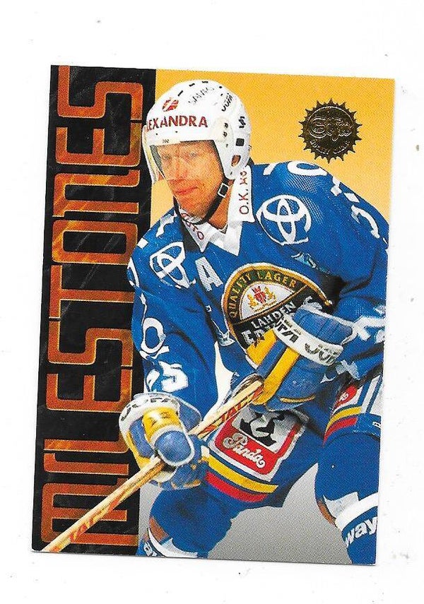 1995-96 Finnish SISU Milestones  Hockey card #186 Jari Lindroos , JYP