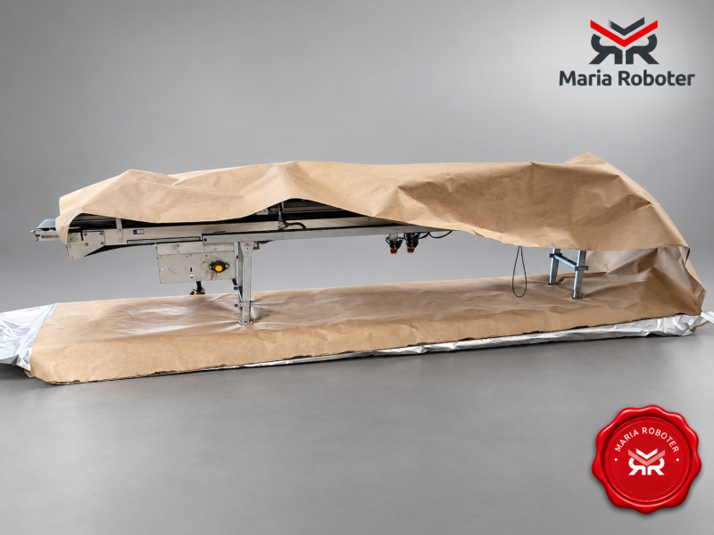 Casmatic CMW208 — covered conveyor, background anonymised and Maria Roboter watermark added
