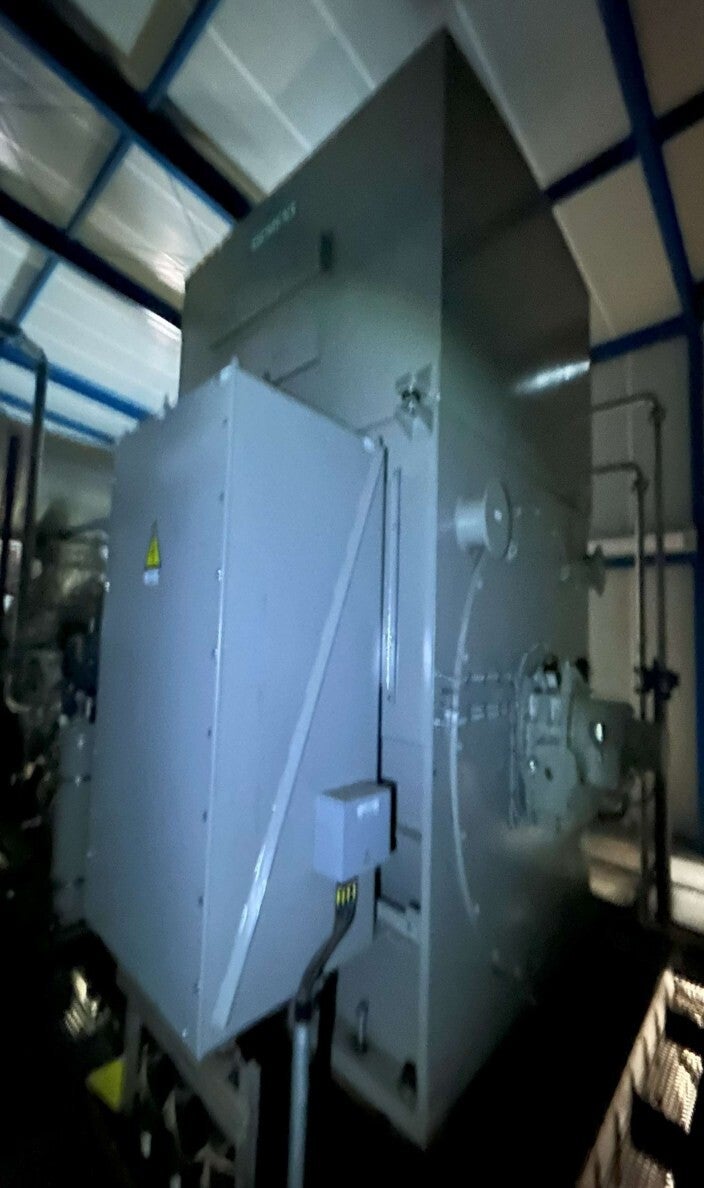 Original Siemens generator in the SST-300 turbine generator package