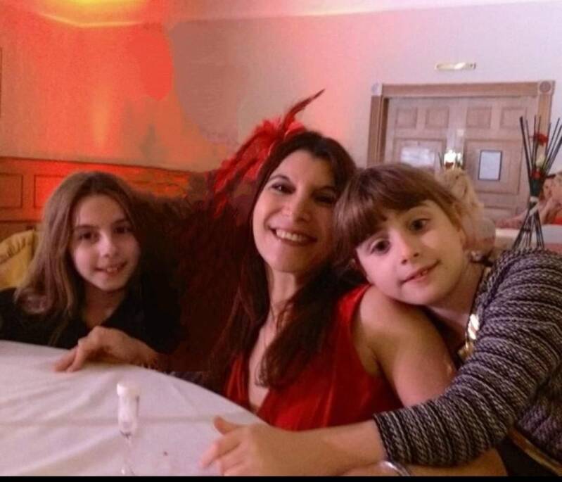 Amber Lee with Jaz and mum