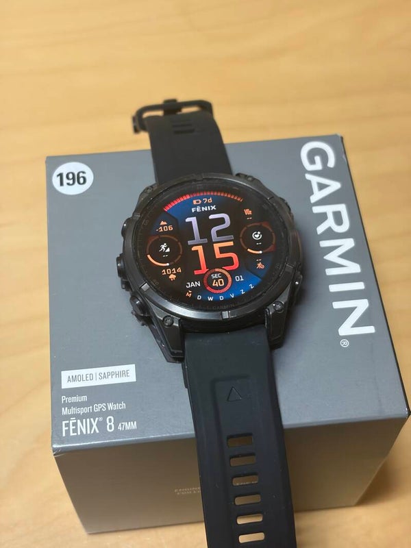 196 - Garmin Fenix 8 Amoled saffier 47 mm