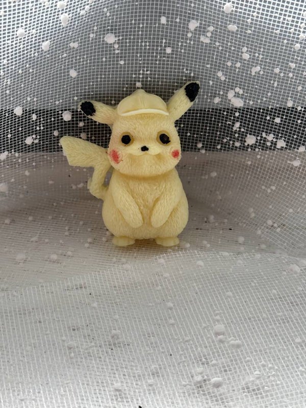 Bougie Moulée Inspecteur Pikachu