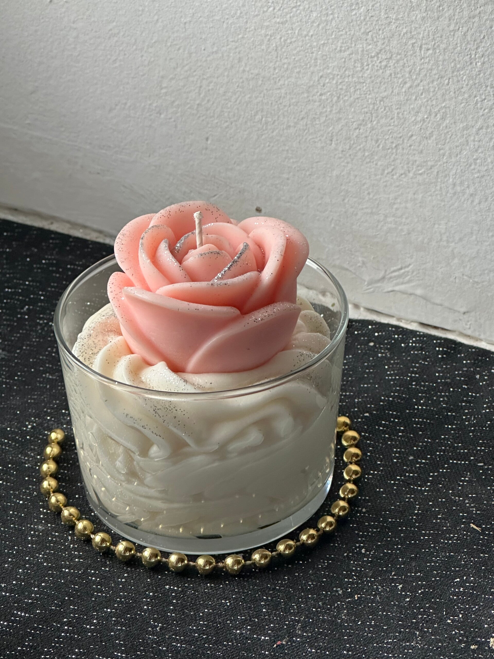 Bougie Rose Éternelle 🌹✨