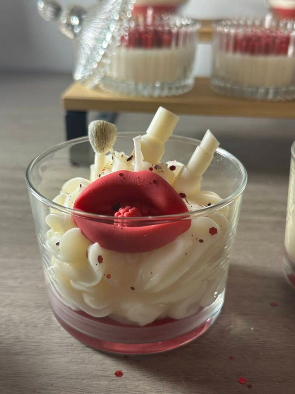 Bougie Élégance – Spéciale Saint-Valentin 🧸❤️