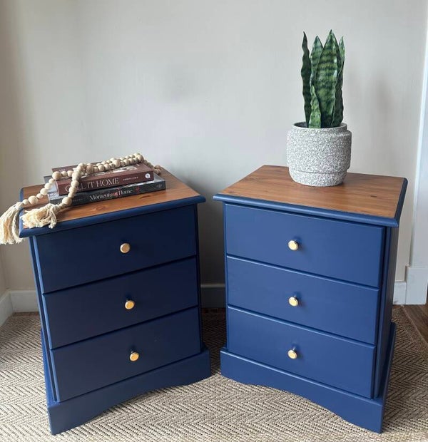 Three drawer bedside cabinets 💙