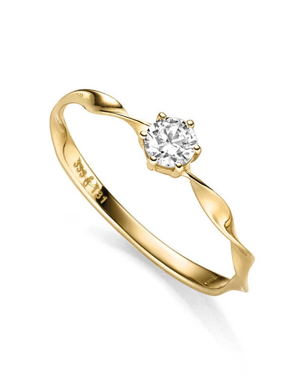 Goldring mit funkelndem Zirkonia