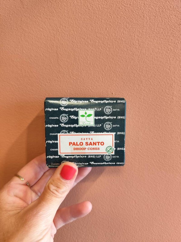 CONES palo santo
