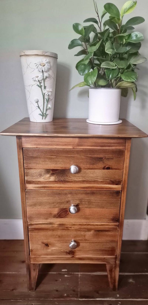🌿 Solid Pine 3-Drawer Bedside / Tall Side Table – Restored by hand in a Rustic Style