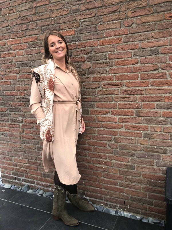 Beige jurk