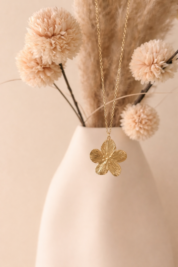 Flower bloom ketting