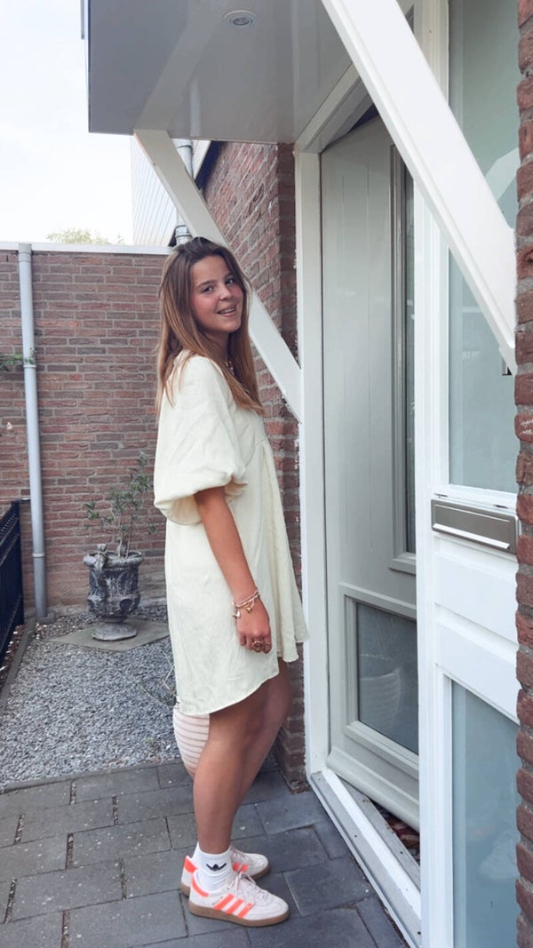 Yellow dress