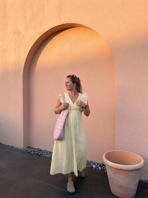 Yellow dress