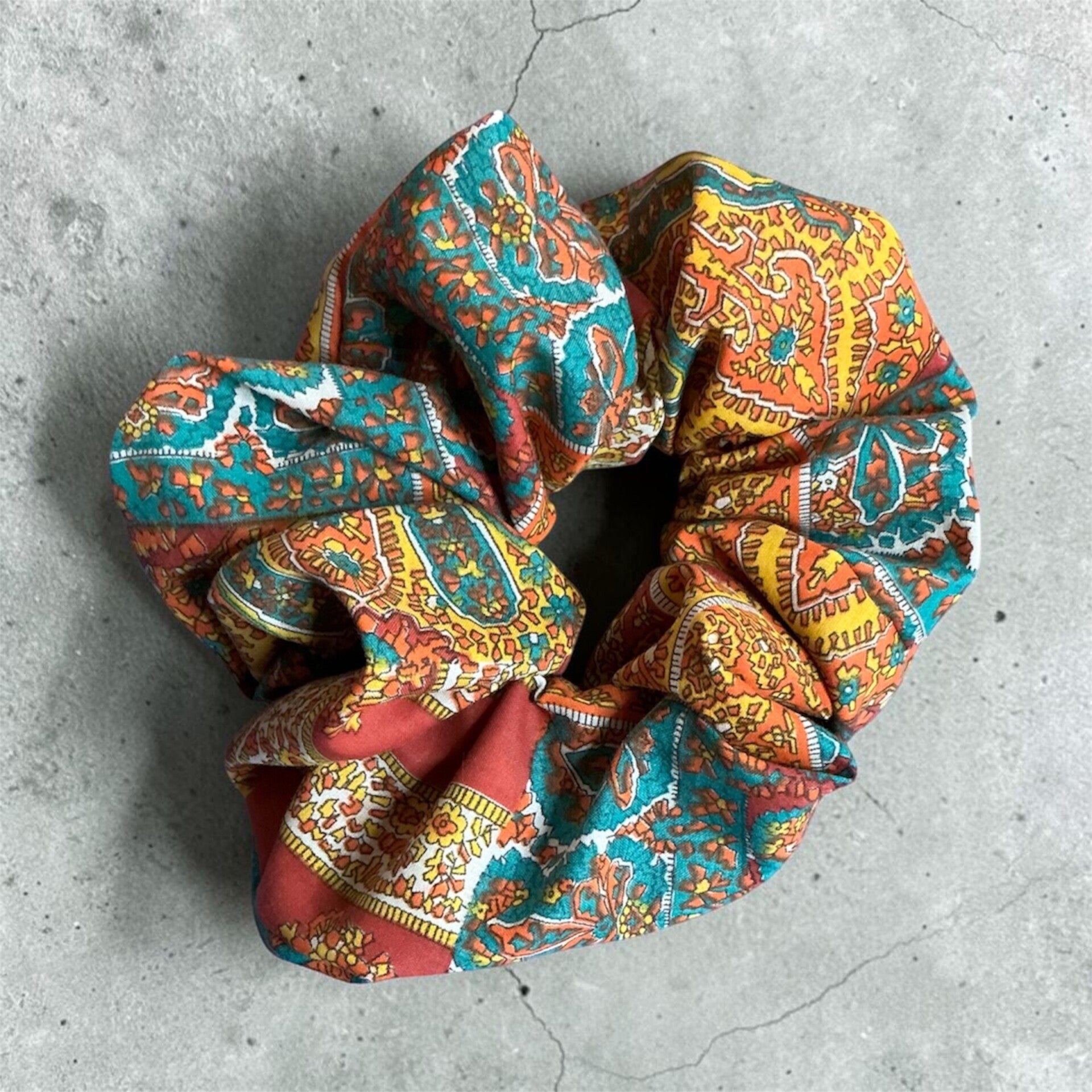 XXL scrunchies.