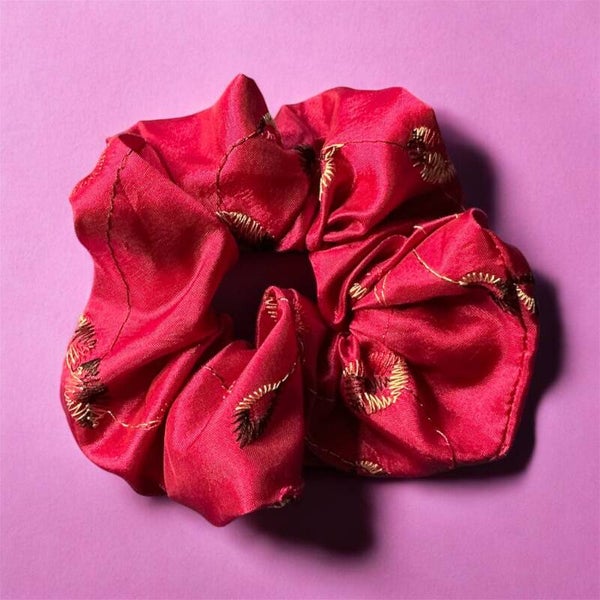 Medium size scrunchies