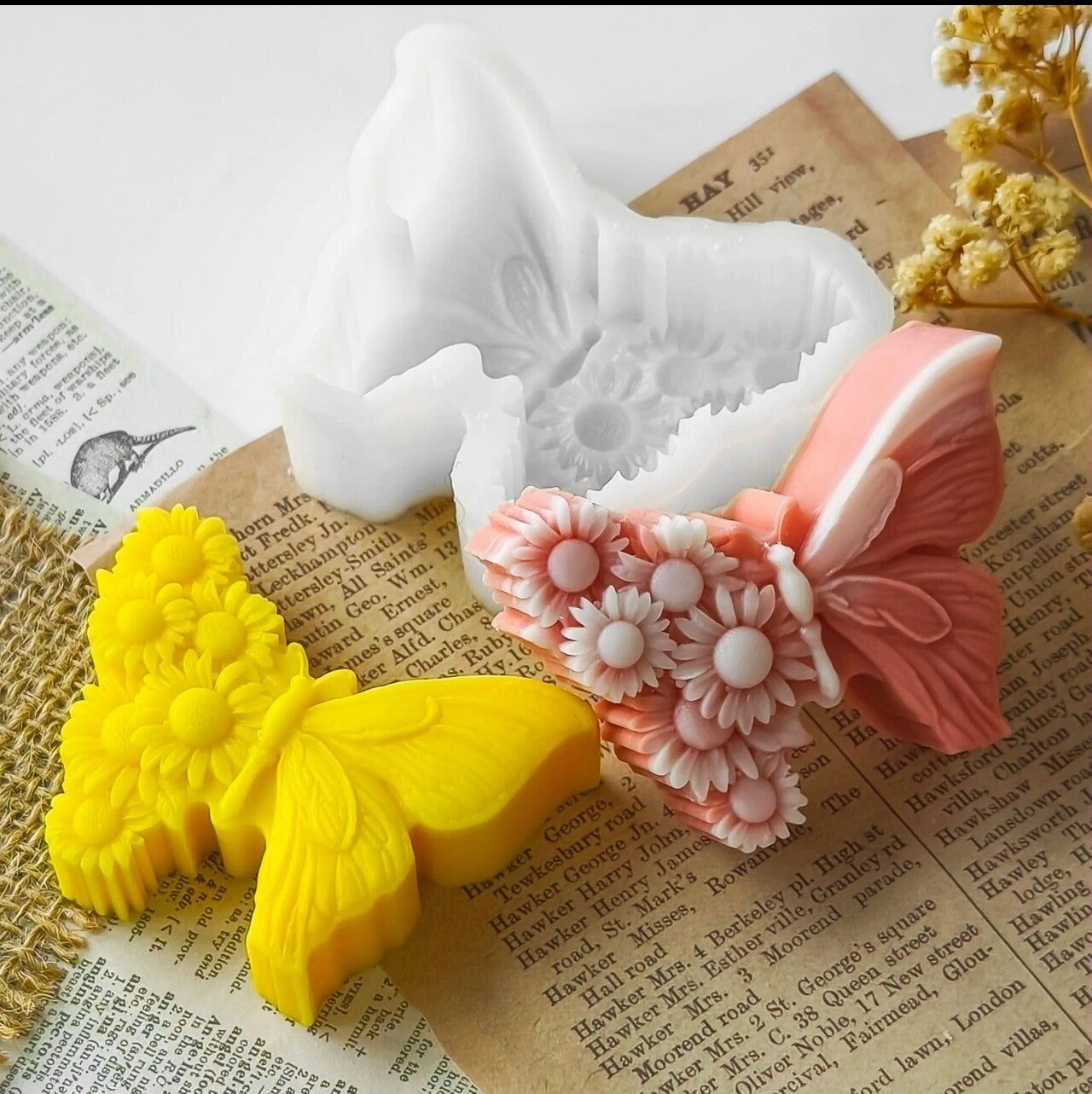 Moule papillon en relief fleur