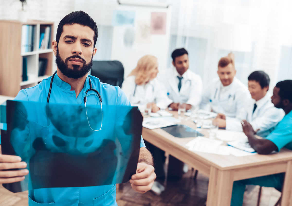 Hebben mannen een bekken? / Mannen en Bekkenklachten / Artikelen