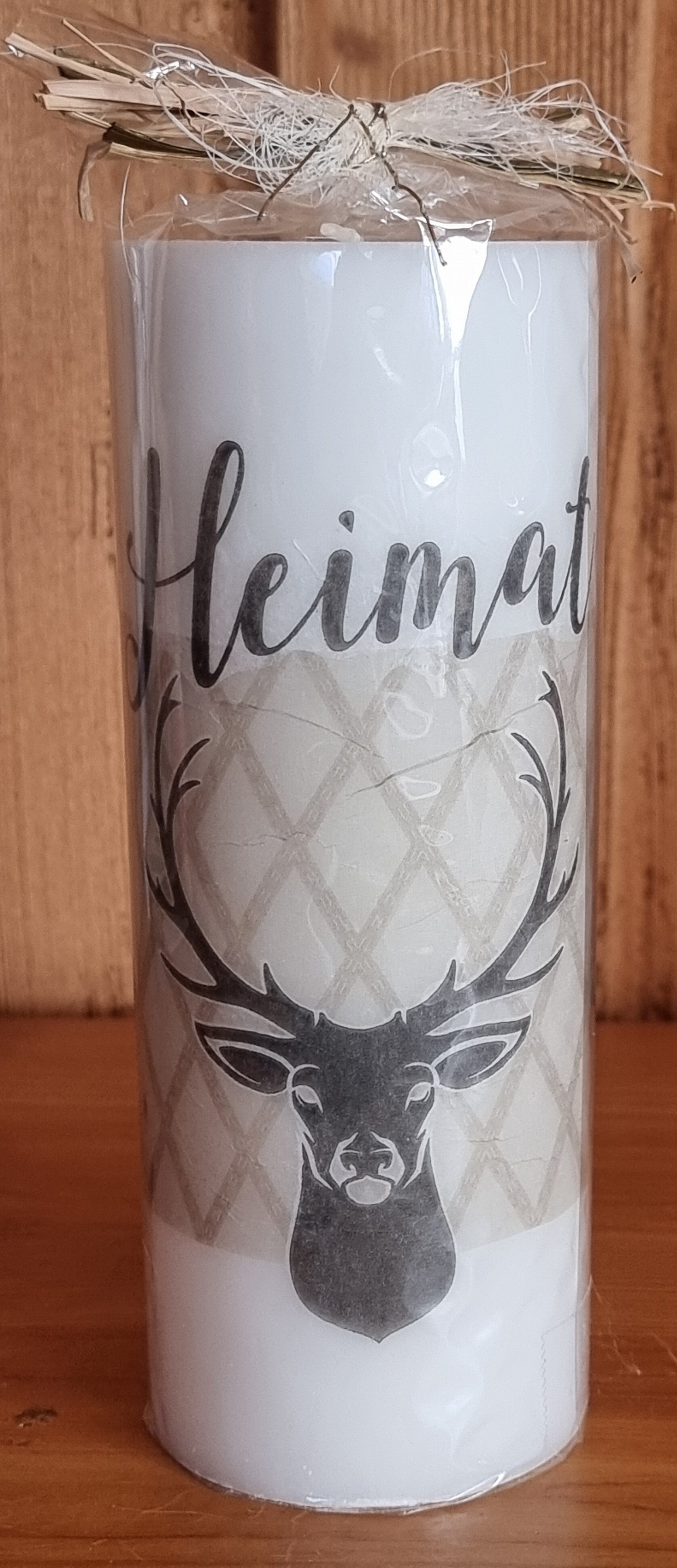 Kerze Hirschkopf HEIMAT - weiss - 18 x 7 cm - Art. Nr. 104