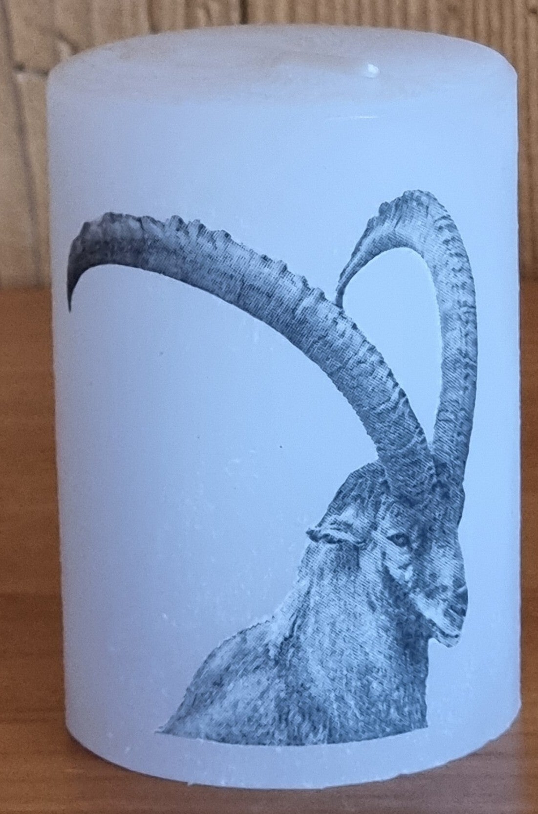 Kerze Steinbock Rauhreif klein - 8 x 5.8 cm - weiss - Art. Nr. 180