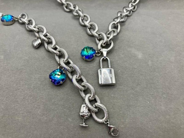 Schakelketting en armband met Cushion kristallen
