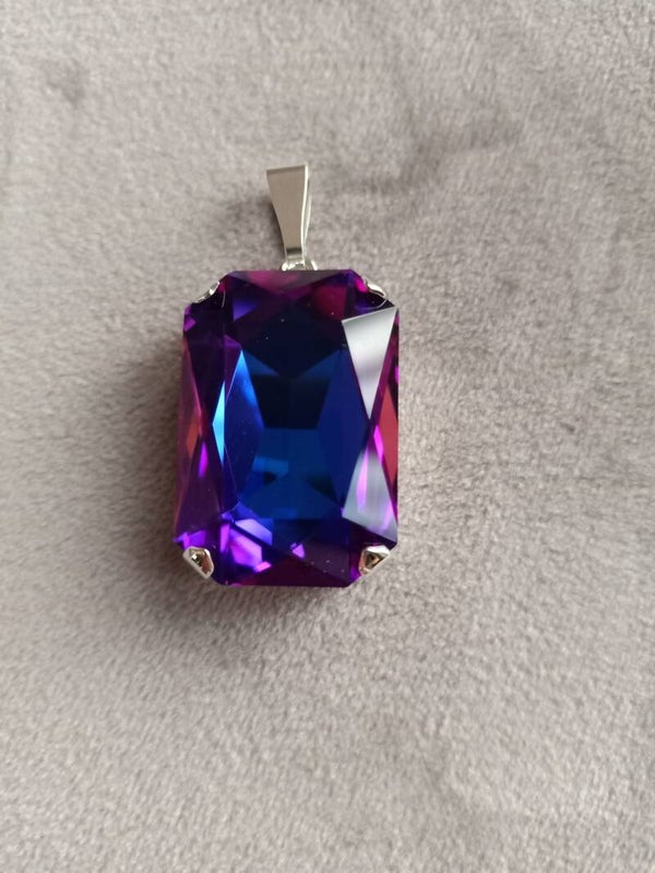 Octagon hanger