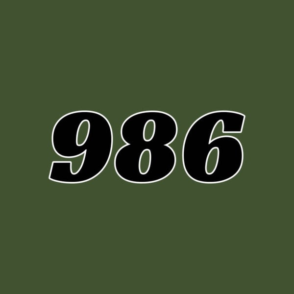 986