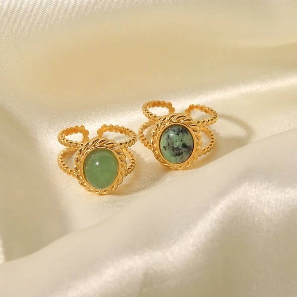 Malachite Ring in 18k Gold Plating