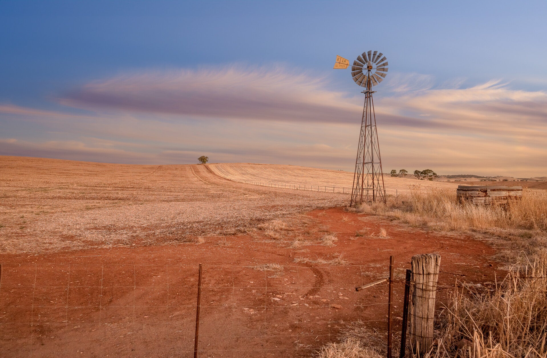 Colours of the Outback