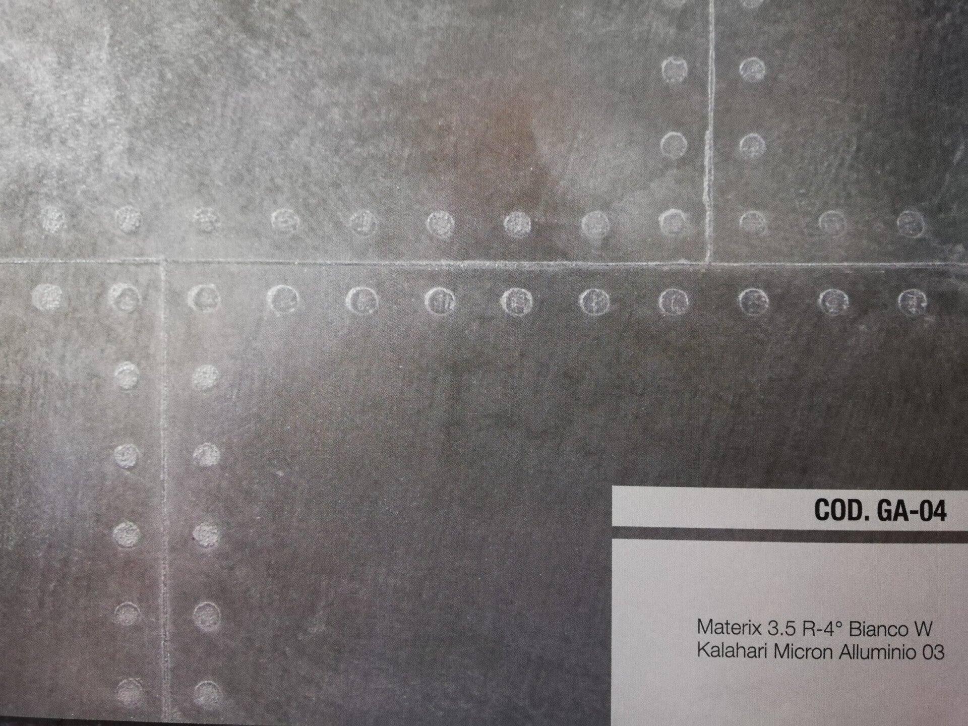 Rives Effetto Garage COD. GA-04 in Alluminio 03. Reichweite ca. 7m²