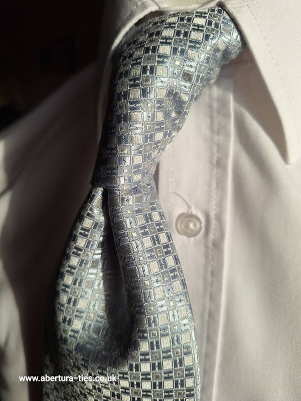 Abertura Silver Square