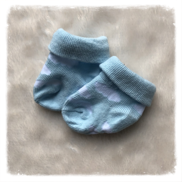 Sokjes licht blauw met hartjes