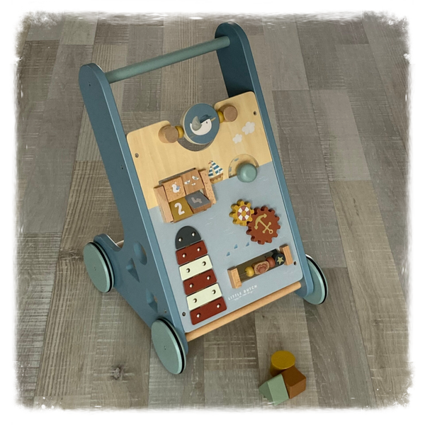 Little Dutch activiteiten loopwagen Sailors Bay