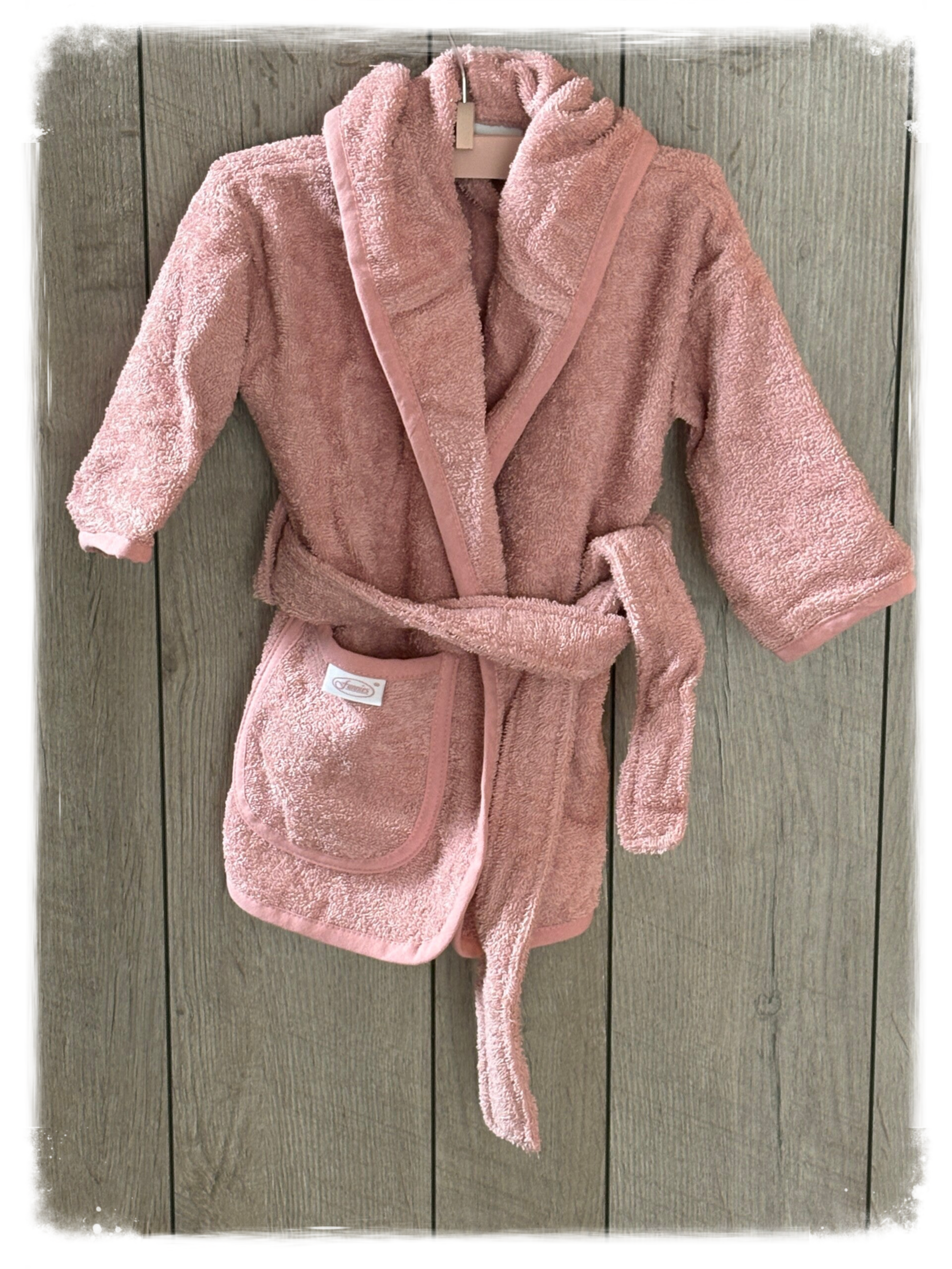 Badjasje Sandstone Pink (met naam)