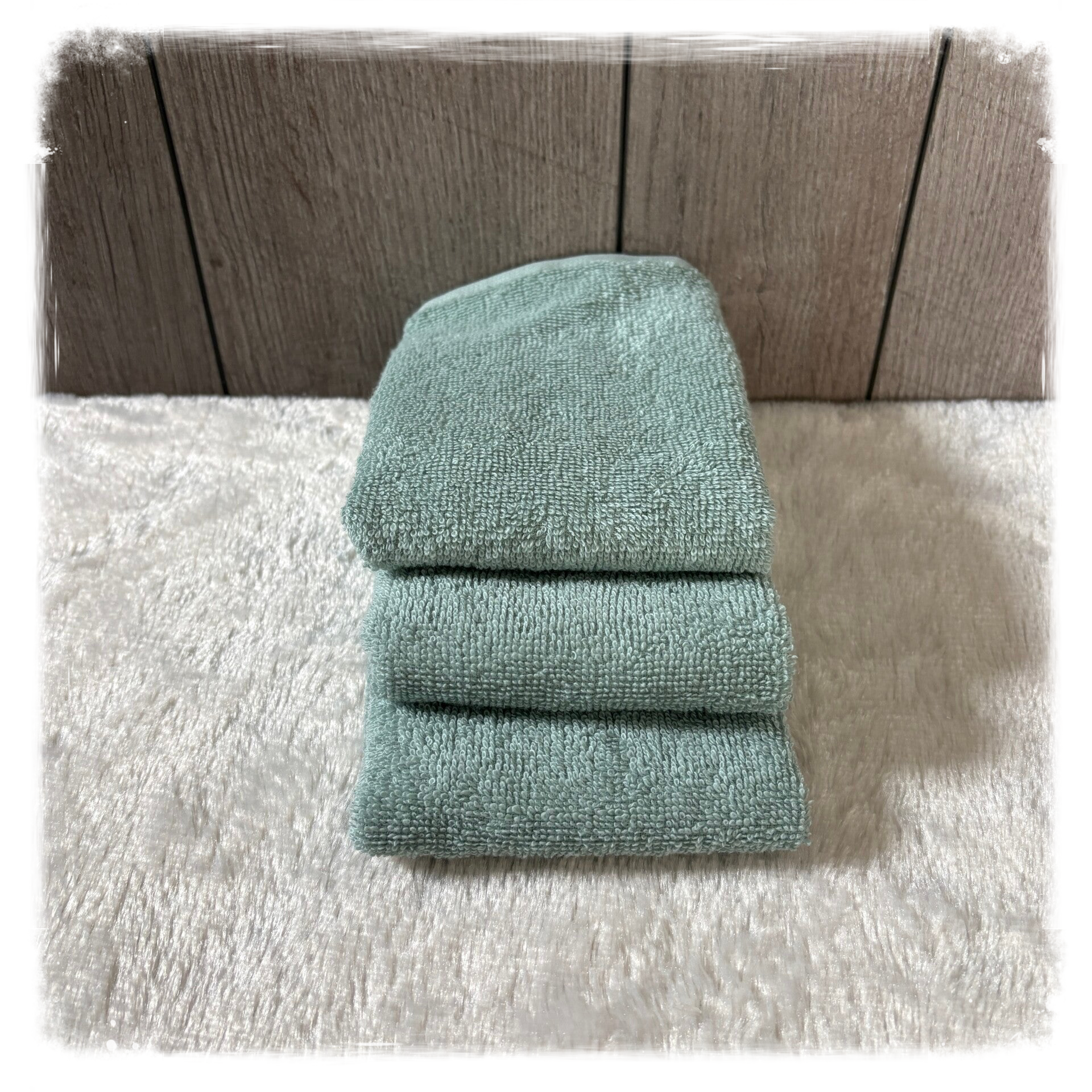 Spuugdoek Stone Green (met naam)