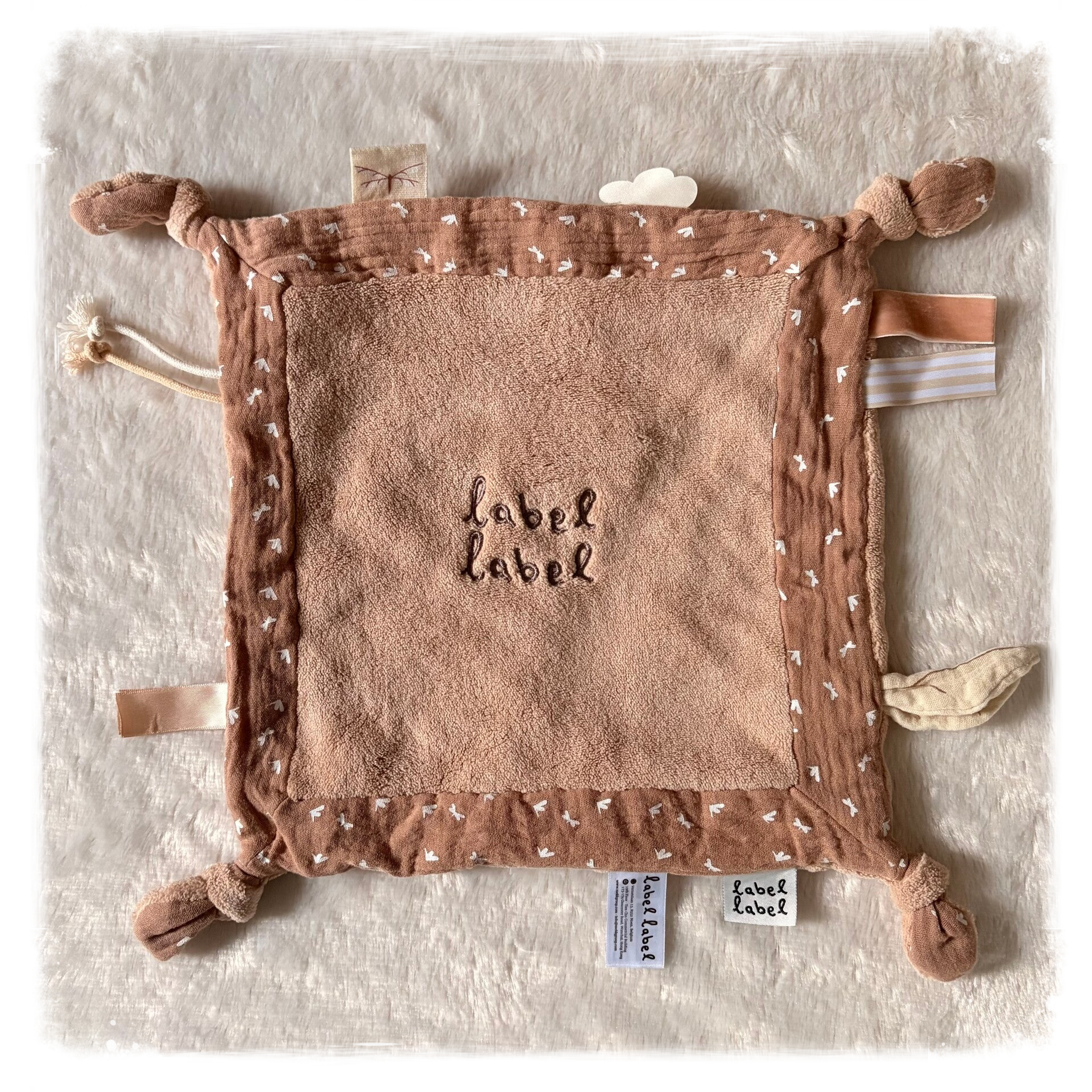 Label Label knuffeldoek bruin (met naam)