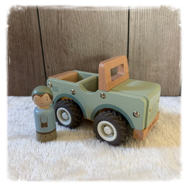 Auto met ranger Safari Friends