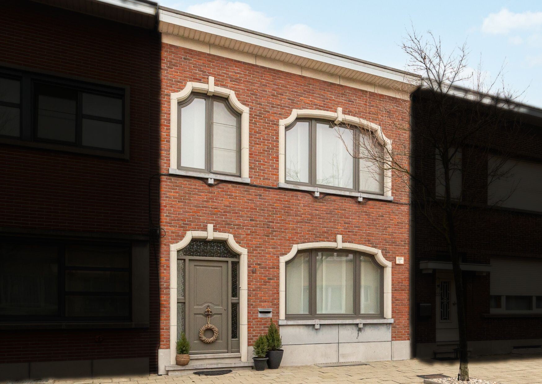 frontpic-merksem-standard-9p71v4.jpg