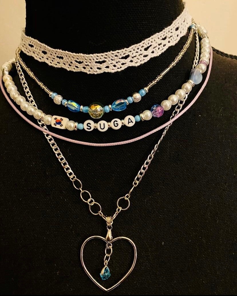 Suga Layer necklace