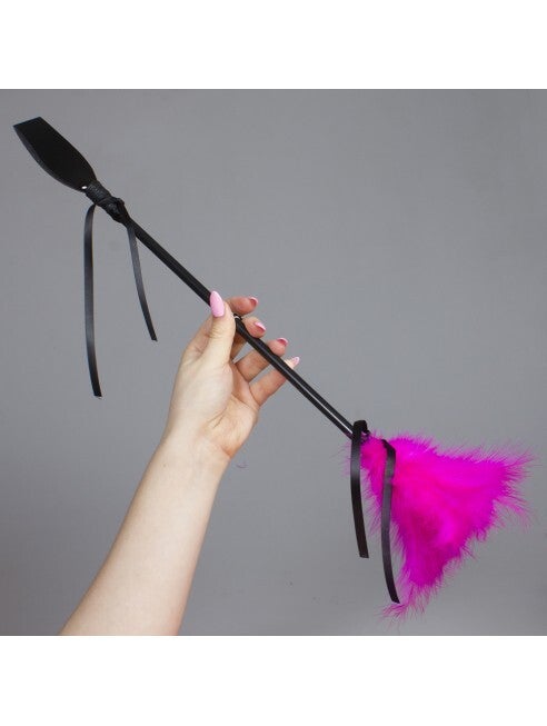 Cravache avec plumeau rose 50 cm