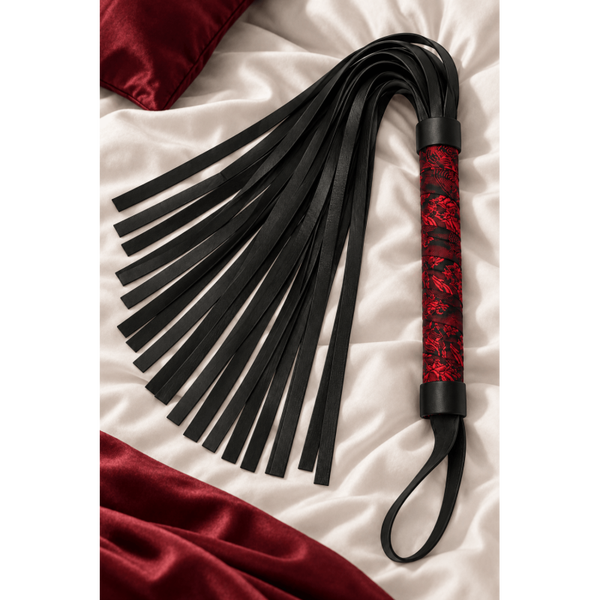 Fouet rouge et noir motif japonais 45 cm - Dreamy Festish