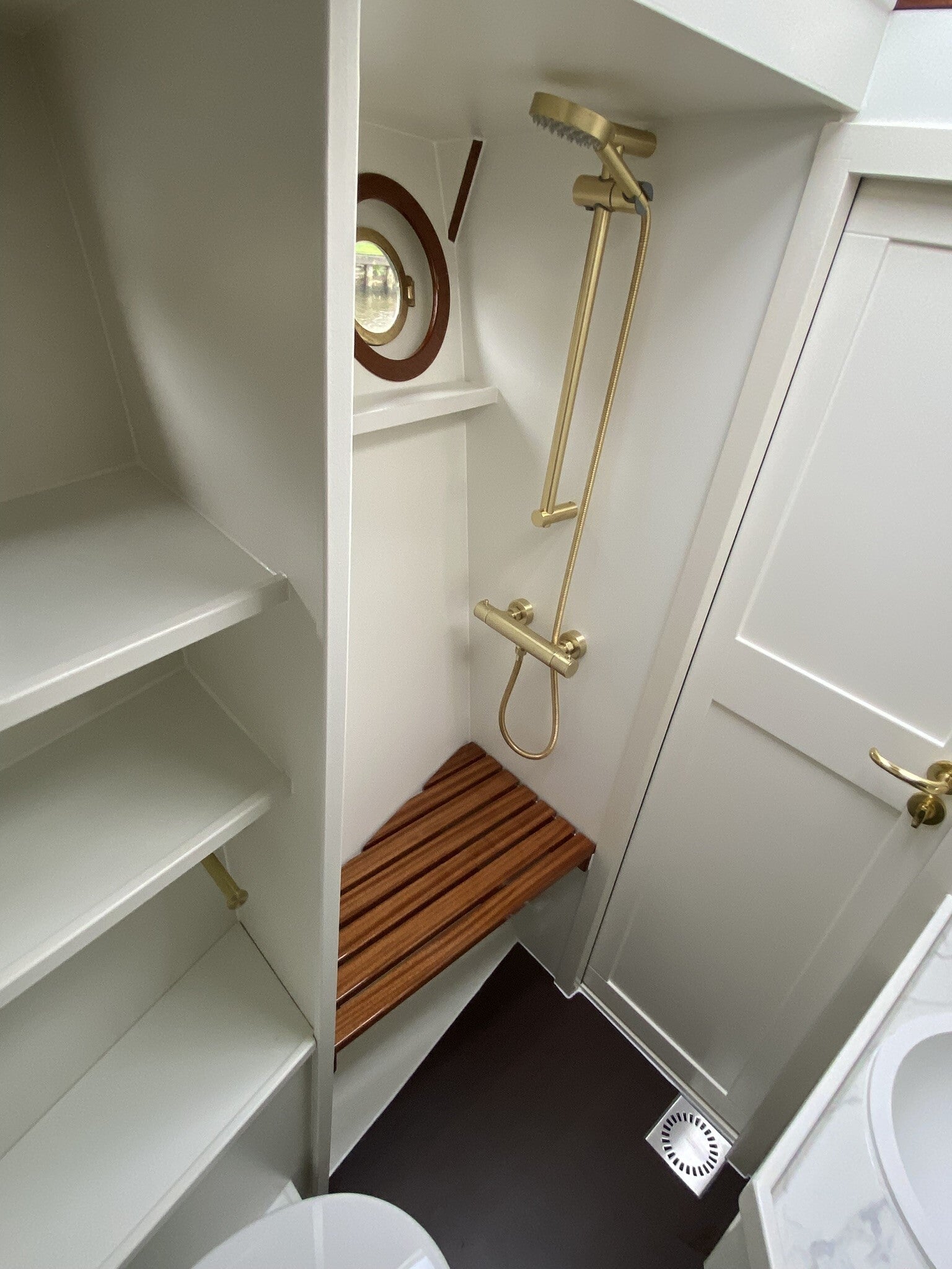 bakdekker-restauratie-boot-refit-friesland-betimmering-standard-18unl4.jpg