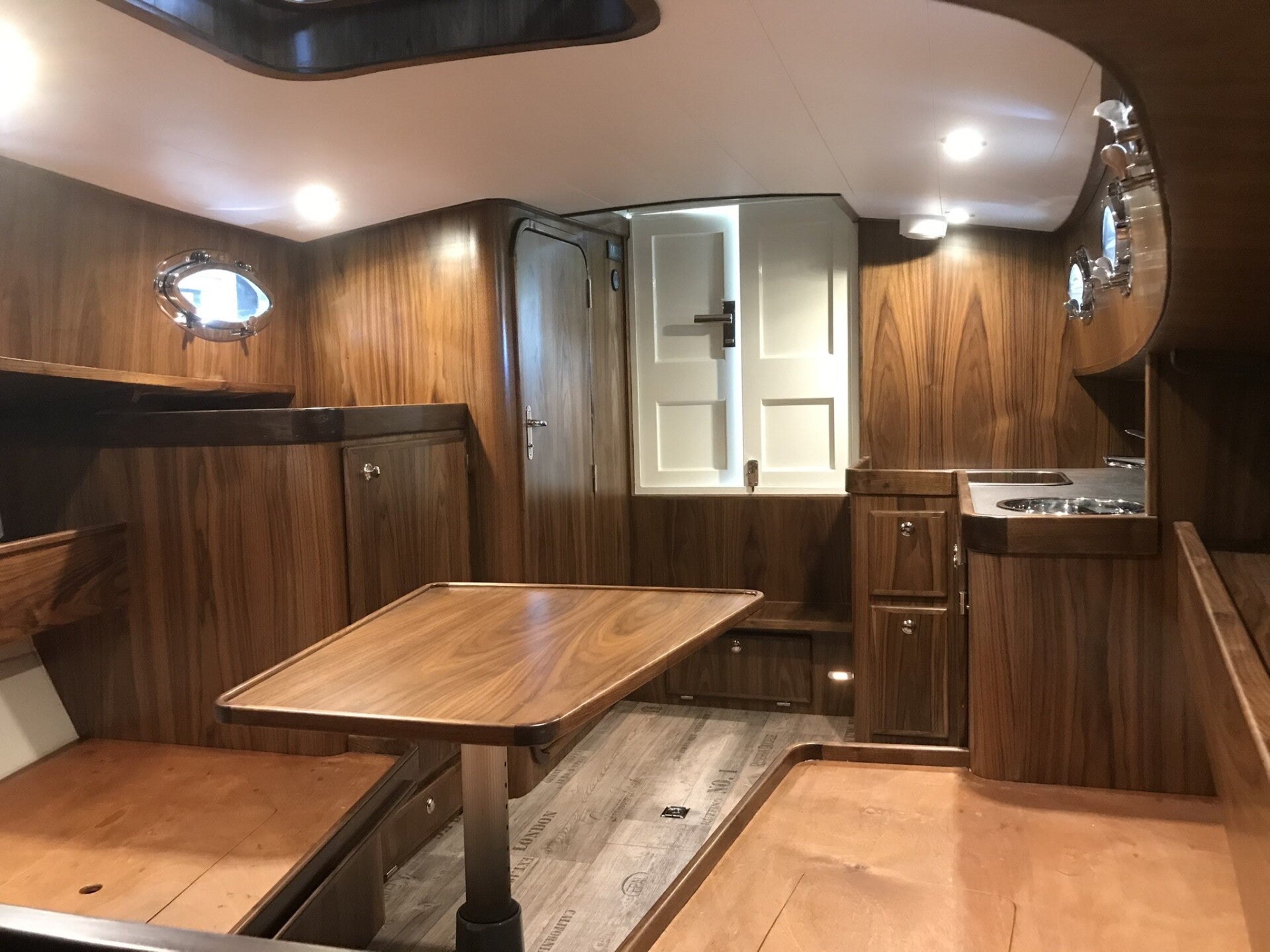 jachtbetimmering-sloep-koudum-friesland-standard-6yrape.jpg