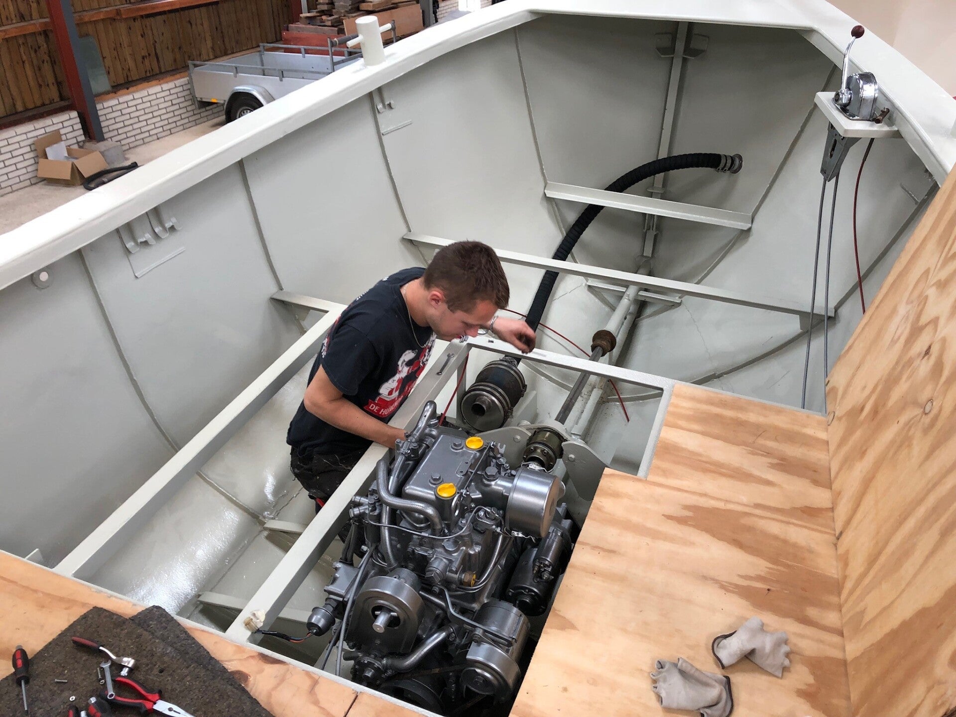 reddingssloep-refit-betimmering-motoronderhoud-ijzendoorn-koudum-friesland-standard-zeruxo.jpg