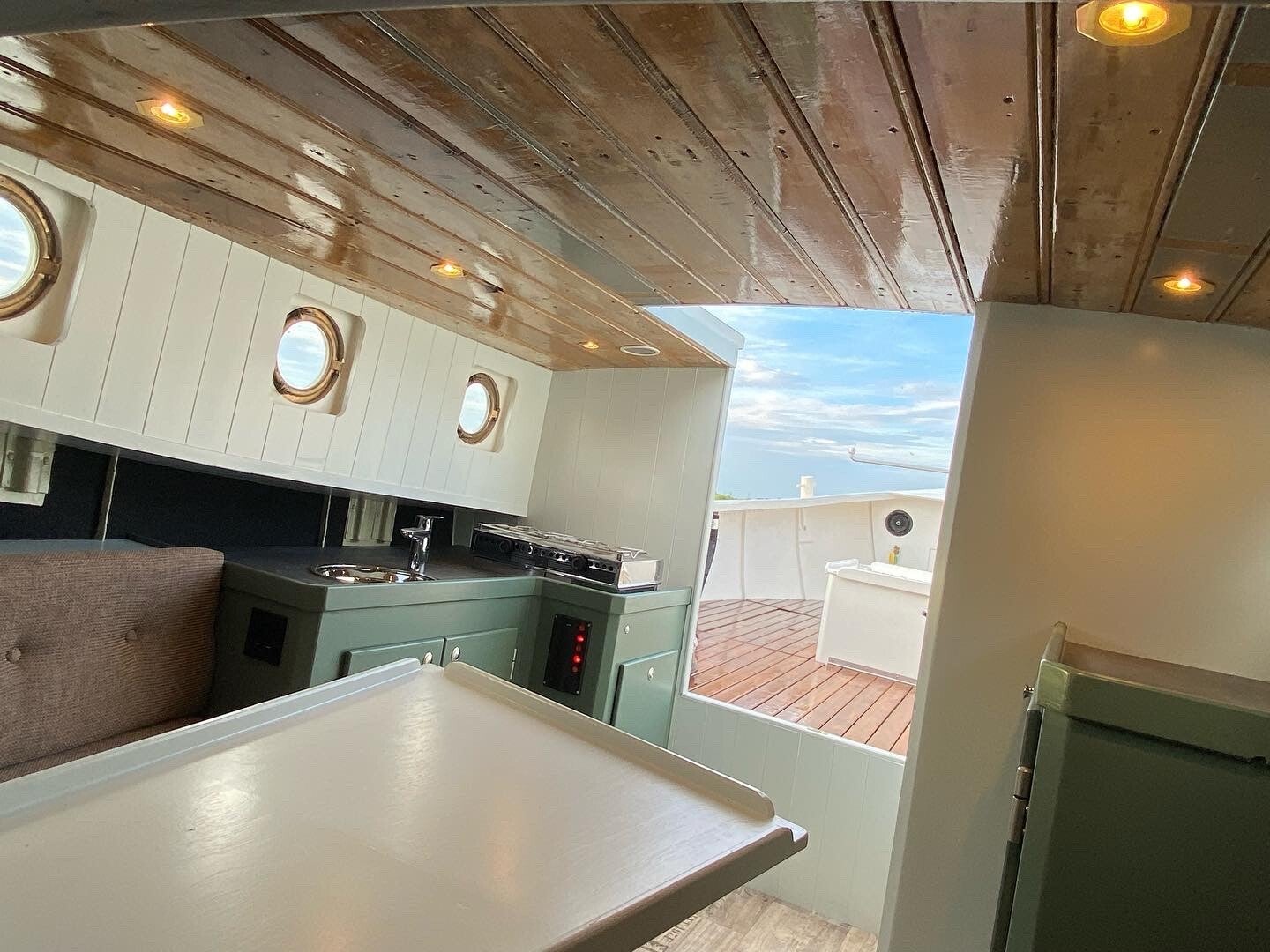 scheepsrefit-betimmering-reddingssloep-restauratie-friesland-ijzendoorn-koudum-standard-q5zef4.jpg
